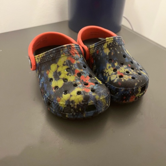 Baby/Toddler Crocs - Picture 2 of 3